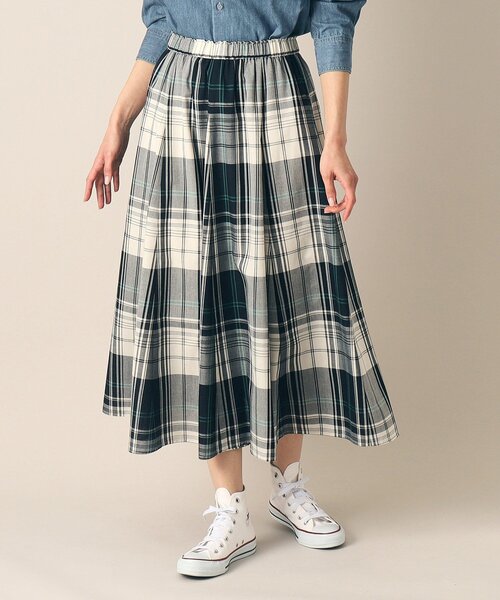 Dessin（デッサン）の「◆【洗える・ウエストゴム】映えチェック/ストライプスカート（XS～L）（スカート・レディース・サックスブルー系1/モスグリーン系1/スモーキーグリーン系2/パープル系2/ネイビー系1/イエロー系その他3/ベージュ系その他5/オリーブ系1・03/02/01/00）」の5枚目の写真