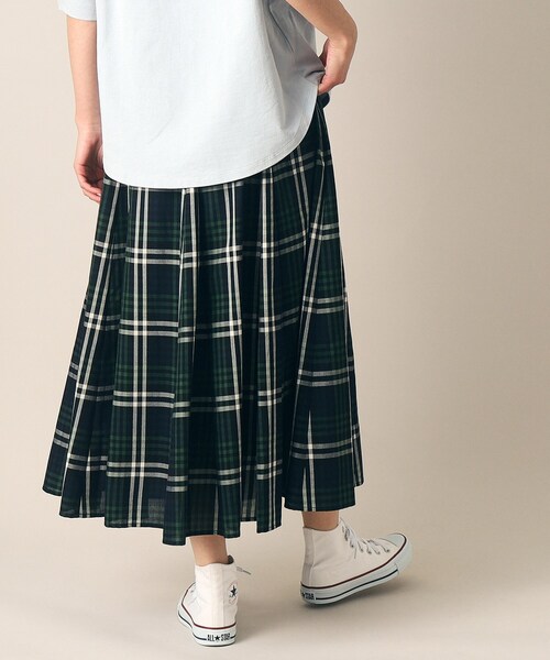 Dessin（デッサン）の「◆【洗える・ウエストゴム】映えチェック/ストライプスカート（XS～L）（スカート・レディース・サックスブルー系1/モスグリーン系1/スモーキーグリーン系2/パープル系2/ネイビー系1/イエロー系その他3/ベージュ系その他5/オリーブ系1・03/02/01/00）」の10枚目の写真