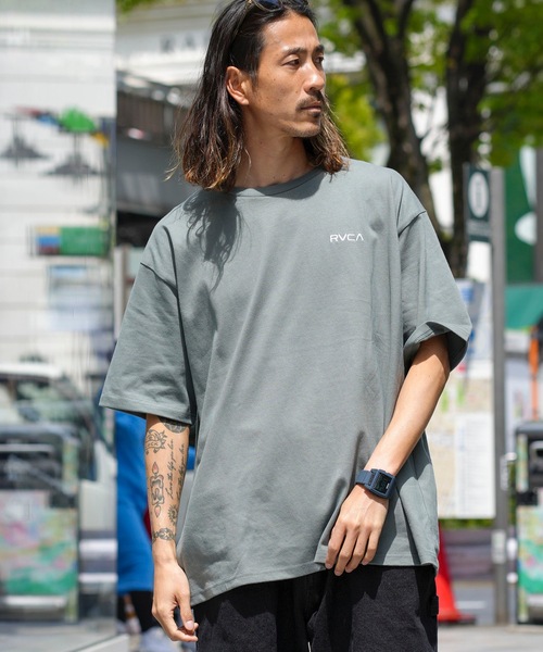 RVCA（ルーカ）の「RVCA メンズ THRASHED BOX RVCA TEE Tシャツ
