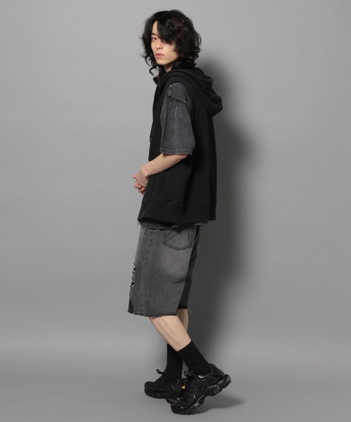 Anui（アニュイ）の「【UNISEX/選べる着丈】ノースリフーディー（パーカー・レディース・ブラック/グレー・SMALL/MEDIUM）」の19枚目の写真