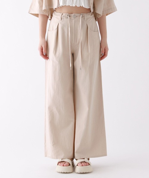 repipi armario（レピピ アルマリオ）の「スピンドルタックパンツ（その他パンツ・キッズ・ベージュ/ライム・SMALL/MEDIUM/LARGE）」の7枚目の写真