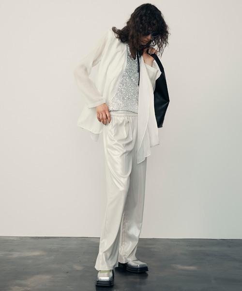 uyu.(ウユ)の「See-through Layered Jacket / シースルーレイヤードジャケット【uyu./ウユ】(ノーカラージャケット・レディース・ホワイト/ブラック・FREE)」の13枚目の写真