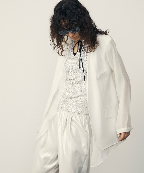 uyu.(ウユ)の「See-through Layered Jacket / シースルーレイヤードジャケット【uyu./ウユ】(ノーカラージャケット・レディース・ホワイト/ブラック・FREE)」の7枚目の写真