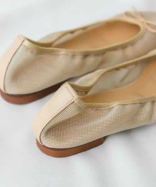 RODE SKO（ロデスコ）の「『MADE IN JAPAN』シアーバレエシューズ（バレエシューズ・レディース・ベージュ/ブラック・36/37/38）」の12枚目の写真