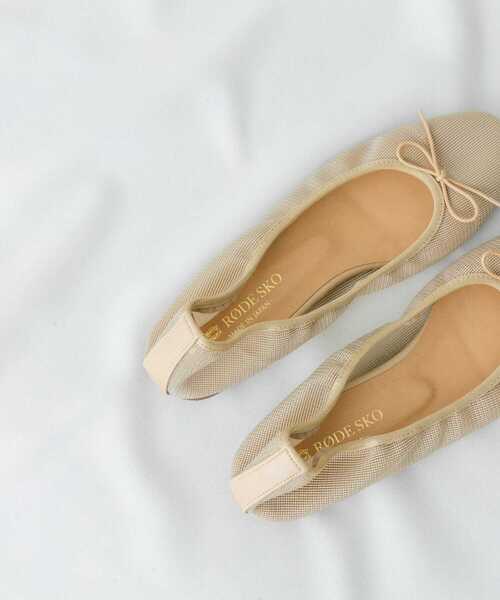 RODE SKO（ロデスコ）の「『MADE IN JAPAN』シアーバレエシューズ（バレエシューズ・レディース・ベージュ/ブラック・36/37/38）」の14枚目の写真