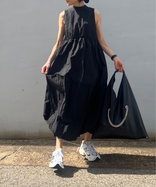 y/m by Yukie（イムバイユキエ）の「ワッシャータフタノースリンバルーンワンピース（ワンピース・レディース・ブラック・FREE）」の4枚目の写真