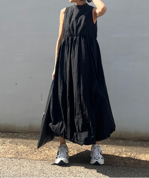 y/m by Yukie（イムバイユキエ）の「ワッシャータフタノースリンバルーンワンピース（ワンピース・レディース・ブラック・FREE）」の8枚目の写真