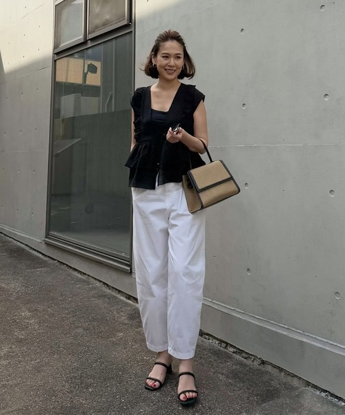 meilmada（メイルマダ）の「麻混ソフトシアーフリルベスト（ベスト・レディース・ベージュ/オフホワイト/ブラック・MEDIUM）」の22枚目の写真