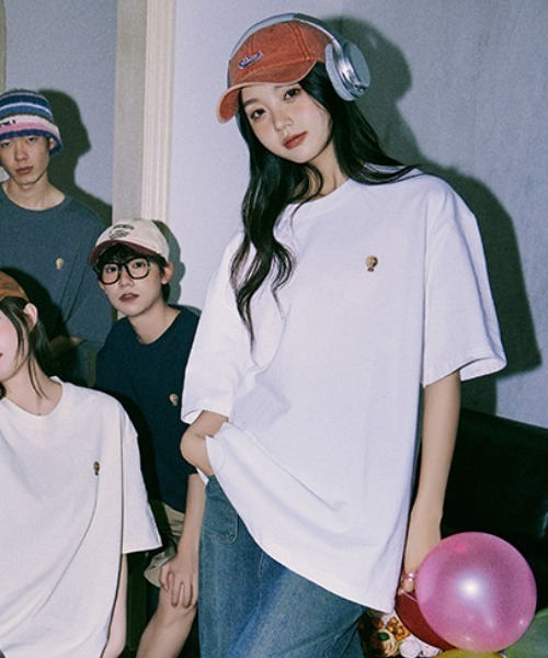 Good Riddance(グッドリダンス)の「【Lemanism】バルーン 胸ワッペン カジュアル Tシャツ(Tシャツ/カットソー・メンズ・ブラウン/ホワイト/ブラック・FREE)」の1枚目の写真