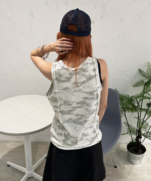 sedacle(セダクル)の「切り替えデザインタンクトップ(タンクトップ・メンズ・ブラック/アイボリー・SMALL/MEDIUM/LARGE)」の4枚目の写真