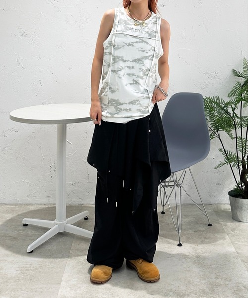 sedacle(セダクル)の「切り替えデザインタンクトップ(タンクトップ・メンズ・ブラック/アイボリー・SMALL/MEDIUM/LARGE)」の6枚目の写真