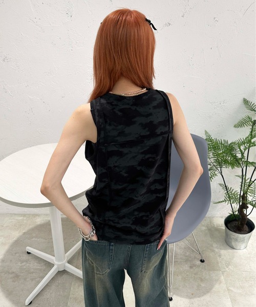 sedacle(セダクル)の「切り替えデザインタンクトップ(タンクトップ・メンズ・ブラック/アイボリー・SMALL/MEDIUM/LARGE)」の11枚目の写真
