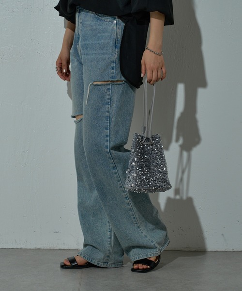 COLONY 2139（コロニートゥーワンスリーナイン）の「スパンコール巾着2wayバッグ（ショルダーバッグ・レディース・ブラック/シルバー/ブロンズ・FREE）」の17枚目の写真