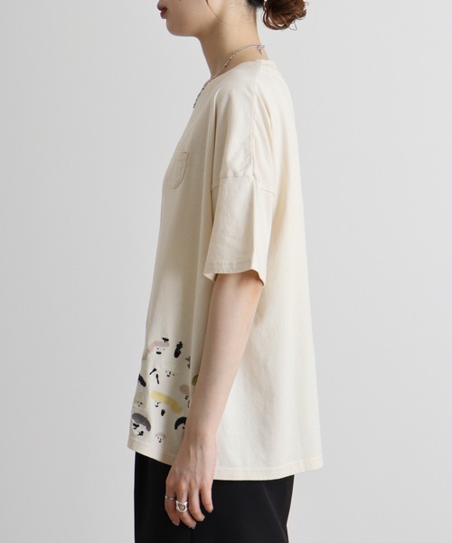Emago(イマゴ)の「EMAGO スマイル刺繍Tシャツ(Tシャツ/カットソー・レディース・アイボリー/ホワイト×ブラック/ホワイト×レッド・FREE)」の17枚目の写真