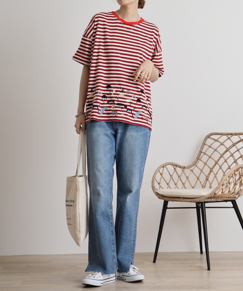 Emago(イマゴ)の「EMAGO スマイル刺繍Tシャツ(Tシャツ/カットソー・レディース・アイボリー/ホワイト×ブラック/ホワイト×レッド・FREE)」の14枚目の写真