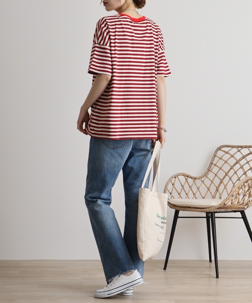 Emago(イマゴ)の「EMAGO スマイル刺繍Tシャツ(Tシャツ/カットソー・レディース・アイボリー/ホワイト×ブラック/ホワイト×レッド・FREE)」の15枚目の写真