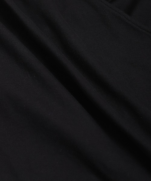 Vicente（ヴィセンテ）の「SEAGREEN×Vicente(シーグリーン×ヴィセンテ) 2way basic tops（Tシャツ/カットソー・レディース・ブラック/ホワイト・2/1）」の5枚目の写真