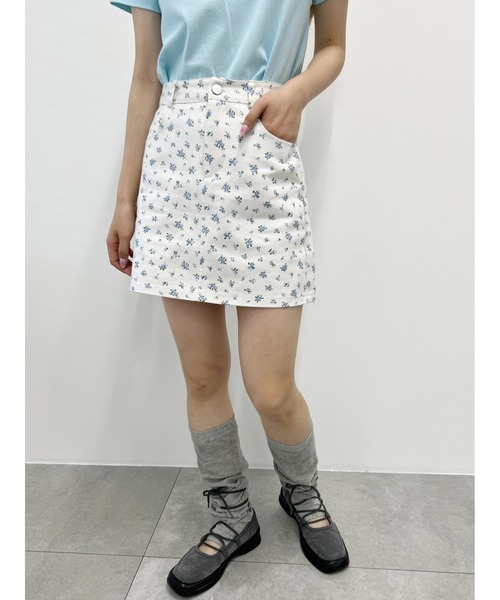 【美品】MARK&LONA ⭐︎ 台形スカート セール】パターン台形ミニスカート(スカート)|PHILLY