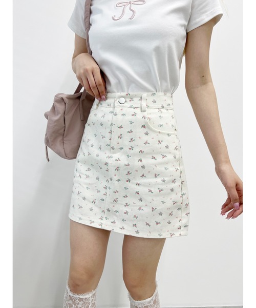 【美品】MARK&LONA ⭐︎ 台形スカート セール】パターン台形ミニスカート（スカート）｜PHILLY