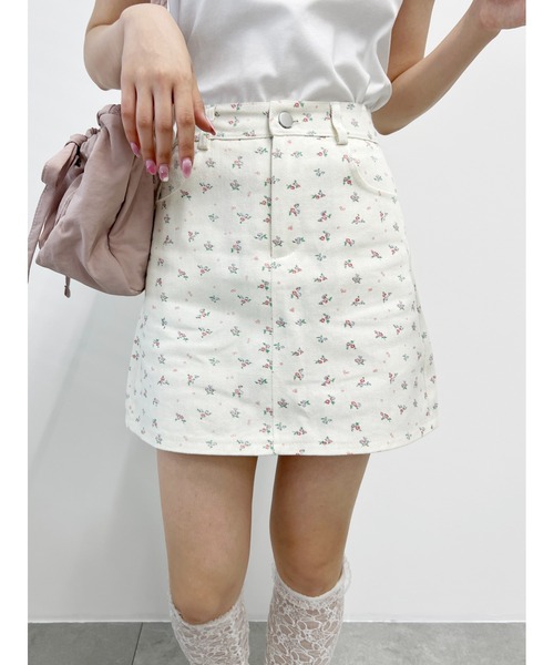 PHILLY（フィリー）の「パターン台形ミニスカート（スカート・レディース・ホワイト/アイボリー/ブラック・FREE）」の10枚目の写真