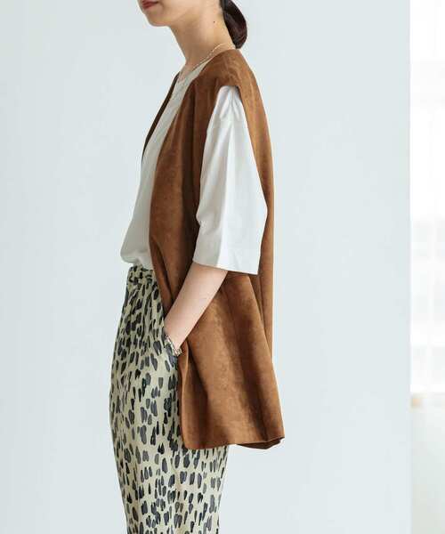 URBAN RESEARCH(アーバンリサーチ)の「LOTUSハーフスリーブカットソー(Tシャツ/カットソー・レディース・ネイビー/ホワイト/ブラウン系その他/カーキ・FREE)」の12枚目の写真