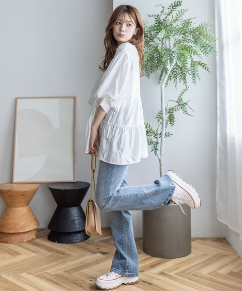 clear（クリア）の「ウエストリボンデザイン五分袖ティアードブラウス［オフィスカジュアル 着回し抜群 大人 ］≪再入荷≫（シャツ/ブラウス・レディース・ブルーグレー/オフホワイト/ブラック・F）」の8枚目の写真