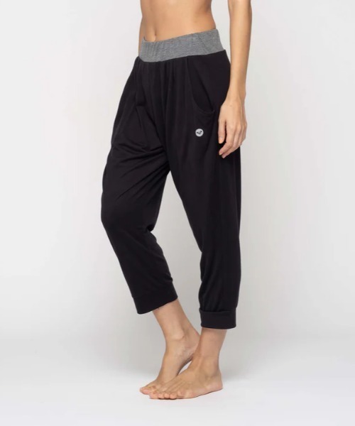 ROXY（ロキシー）の「MY 1ST ROXY LOOSE PA/ロキシーワイドシルエットヨガパンツ（その他パンツ・レディース・マルチ/チャコールグレー/ブラック・LARGE/MEDIUM/SMALL）」の2枚目の写真