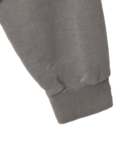 SHORT ROUND（ショートラウンド）の「SHORT ROUND/ピグメントダメージアップリケZIPパーカー（パーカー・メンズ・スミクロ/グレー/ブラウン・LARGE/MEDIUM）」の19枚目の写真