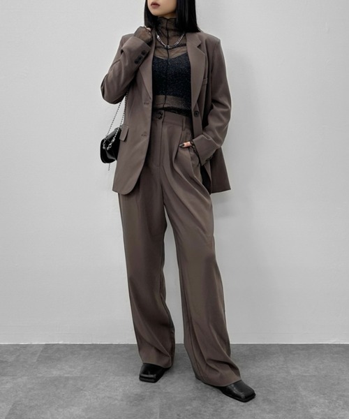 LVEU.（ラブユ.）の「【LVEU.】メロウデザインラメシアートップス / トップス カットソー シアー シースルー ハイネック メロー 長袖 ラメ レイヤード ブラック チャコール ZOZOTOWN限定（Tシャツ/カットソー・レディース・ブラック/チャコールグレー・FREE）」の10枚目の写真