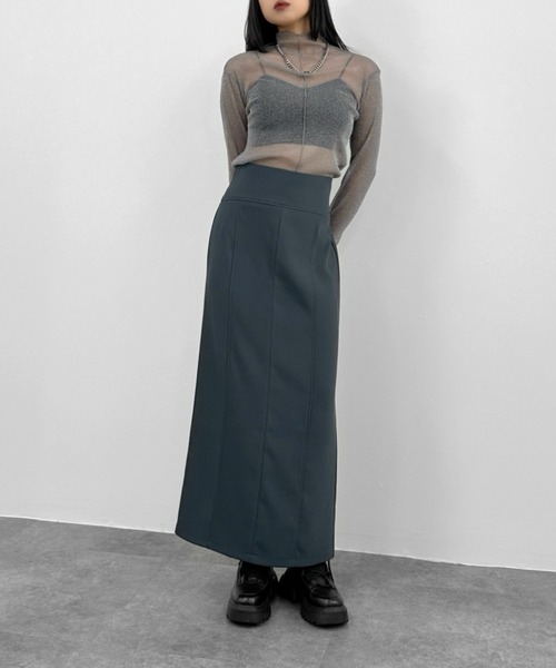 LVEU.（ラブユ.）の「【LVEU.】メロウデザインラメシアートップス / トップス カットソー シアー シースルー ハイネック メロー 長袖 ラメ レイヤード ブラック チャコール ZOZOTOWN限定（Tシャツ/カットソー・レディース・ブラック/チャコールグレー・FREE）」の4枚目の写真
