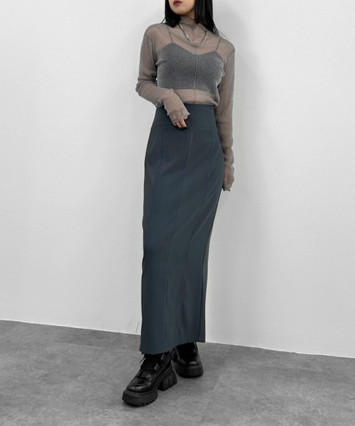 LVEU.（ラブユ.）の「【LVEU.】メロウデザインラメシアートップス / トップス カットソー シアー シースルー ハイネック メロー 長袖 ラメ レイヤード ブラック チャコール ZOZOTOWN限定（Tシャツ/カットソー・レディース・ブラック/チャコールグレー・FREE）」の5枚目の写真