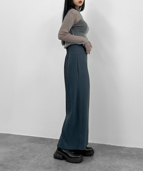 LVEU.（ラブユ.）の「【LVEU.】メロウデザインラメシアートップス / トップス カットソー シアー シースルー ハイネック メロー 長袖 ラメ レイヤード ブラック チャコール ZOZOTOWN限定（Tシャツ/カットソー・レディース・ブラック/チャコールグレー・FREE）」の6枚目の写真