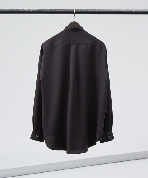 AH ABAHOUSE（エーエイチアバハウス）の「【AH ABAHOUSE】アムンゼン Vネック / キーネック 長袖シャツ（シャツ/ブラウス・メンズ・ホワイト/グレイッシュベージュ/ダークグリーン/ブラック・46/48）」の16枚目の写真