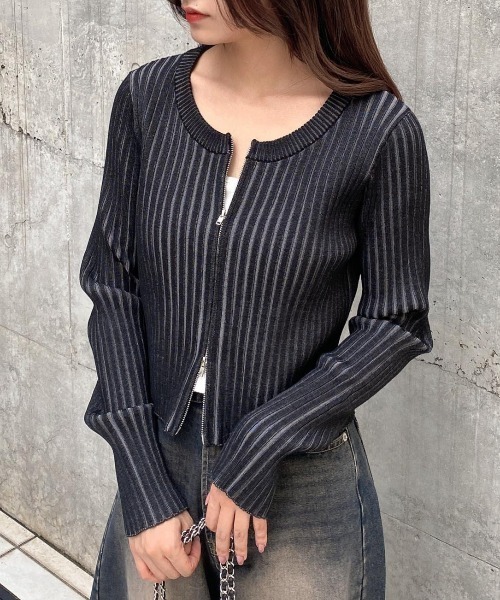 INGNI(イング)の「ノーカラーフロントジップニットカーディガン(ニット/セーター・レディース・ブラウン/ブラック/アイボリー/グレー・M)」の15枚目の写真