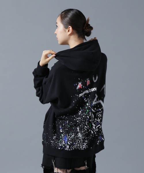 L.H.P（エルエイチピー）の「【WEB&DEPOT限定】UMLAUT/ウムラウト/GRAPHIC SWEAT HOODIE A（パーカー・レディース・ホワイト/ブラック・M/L）」の2枚目の写真