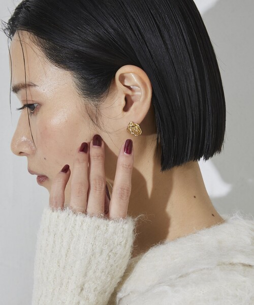 Firsthand（ファーストハンド）の「Firsthand/ファーストハンド ローズモチーフピアス（ピアス（両耳用）・レディース・シルバー/ゴールド・ONE SIZE）」の12枚目の写真