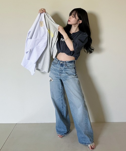 favclo.（ファブクロ）の「big logo design over Tshirt / ビッグロゴデザインオーバーサイズTシャツ（Tシャツ/カットソー・レディース・グレー/オフホワイト/ネイビー・FREE）」の6枚目の写真