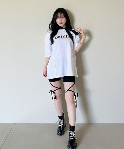 favclo.（ファブクロ）の「big logo design over Tshirt / ビッグロゴデザインオーバーサイズTシャツ（Tシャツ/カットソー・レディース・グレー/オフホワイト/ネイビー・FREE）」の12枚目の写真