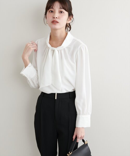 natural couture(ナチュラルクチュール)の「【蓄熱・保温】袖口パールノット結びボータイブラウス(シャツ/ブラウス・レディース・ラベンダー/ミント/ネイビー/グレイッシュベージュ/サックスブルー/オフホワイト・FREE)」の10枚目の写真