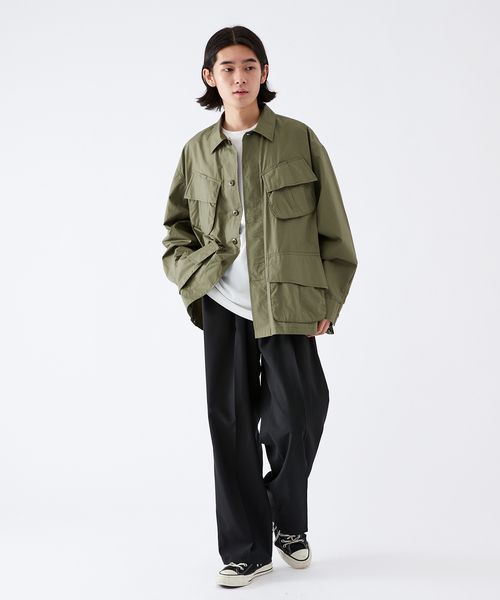 B.C STOCK（ベーセーストック）の「SIDE VENTS ファティーグジャケット（ブルゾン・メンズ・ネイビー/カーキ・LARGE/MEDIUM）」の3枚目の写真