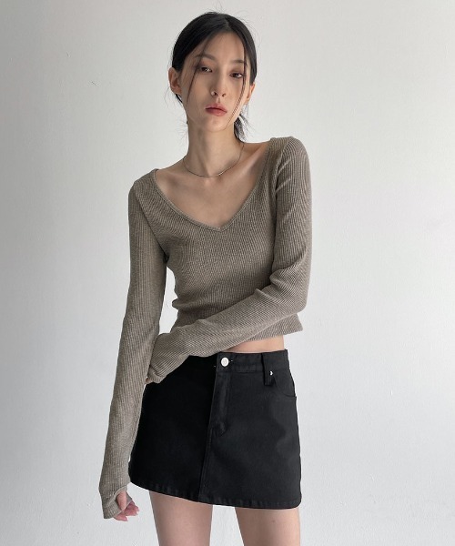 BLACKUP（ブラックアップ）の「[MADE] サンドリングウォーマークロップ長袖Tシャツ（Tシャツ/カットソー・レディース・ブラック/ベージュ/チャコール・ONESIZE）」の8枚目の写真