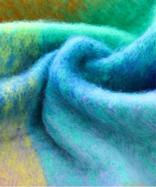 clear（クリア）の「チェック柄フリンジマフラー [厚手もこもこ女子 ボリューム]≪2024AW新作≫（マフラー・レディース・サックスブルー/ピンク/マルチ・F）」の4枚目の写真