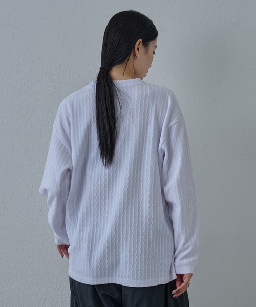 COLONY 2139（コロニートゥーワンスリーナイン）の「シャギージャガードヘンリーネックプルオーバー（Tシャツ/カットソー・メンズ・ホワイト/ブラック・LARGE/MEDIUM）」の5枚目の写真