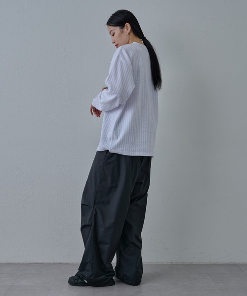 COLONY 2139（コロニートゥーワンスリーナイン）の「シャギージャガードヘンリーネックプルオーバー（Tシャツ/カットソー・メンズ・ホワイト/ブラック・LARGE/MEDIUM）」の13枚目の写真