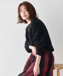 カーリーファンシーニット