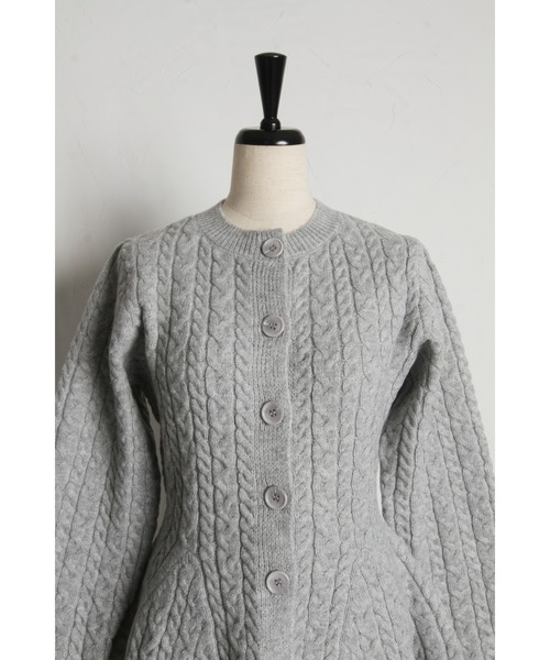 セール】【ZOZO限定】ケーブルペプラムニットカーディガン