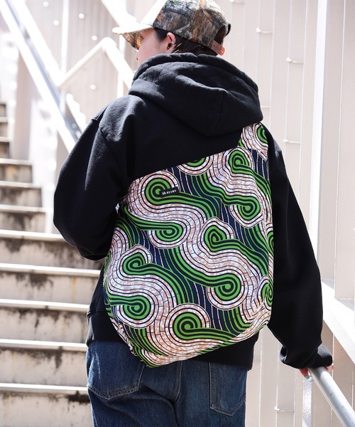 bpr BEAMS（ビーピーアール ビームス ）の「バティック ショルダー エコ バッグ 2025（ショルダーバッグ・レディース・その他4/その他/その他1/その他2/その他3/その他5・ONE SIZE）」の3枚目の写真