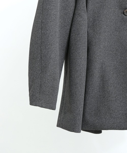 Fashion Letter(ファッションレター)の「スタンドカラー ウエスト絞りAラインコート(ピーコート・レディース・アイボリー/チャコールグレー/ブラック・M)」の19枚目の写真