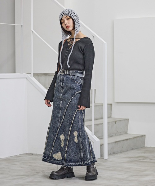 PAGEBOY(ページボーイ)の「【前後着用可能】2WAYレースアップニットプルオーバー(ニット/セーター・レディース・グレー/オフホワイト/ブラック/ブルー・FREE)」の12枚目の写真