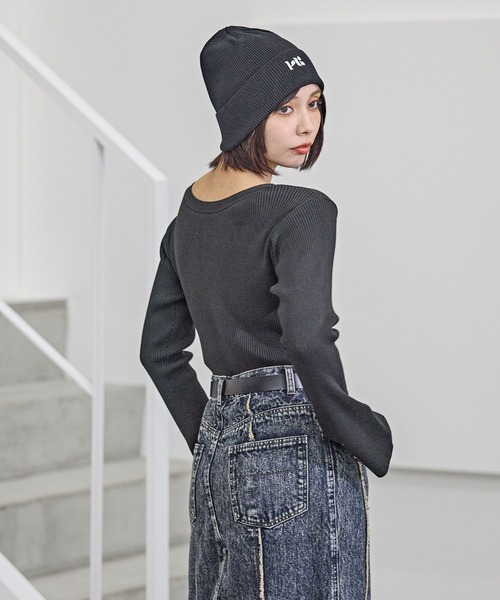 PAGEBOY(ページボーイ)の「【前後着用可能】2WAYレースアップニットプルオーバー(ニット/セーター・レディース・グレー/オフホワイト/ブラック/ブルー・FREE)」の18枚目の写真